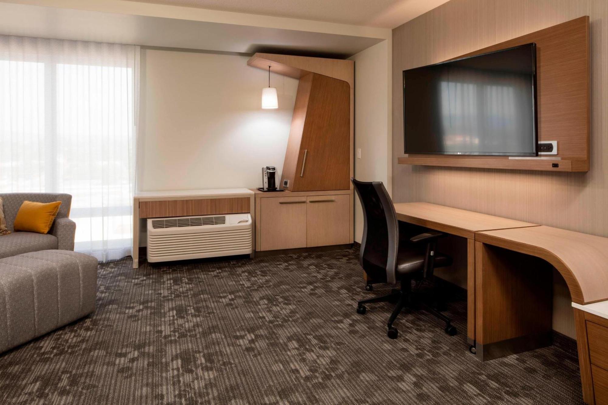 Courtyard By Marriott Prince George Buitenkant foto