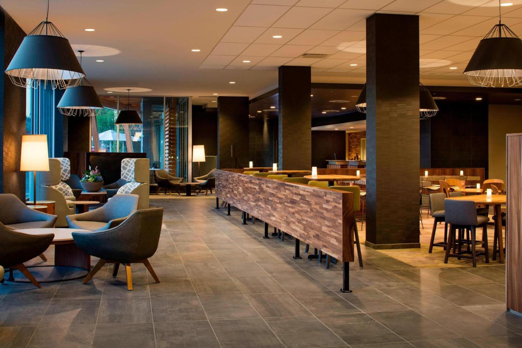 Courtyard By Marriott Prince George Buitenkant foto